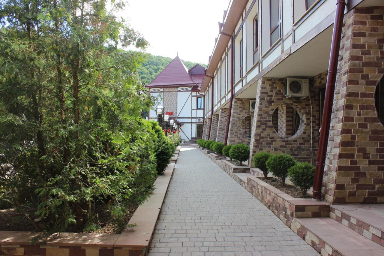 Mishyn-City Hotel Dobrovlyany Dış mekan fotoğraf