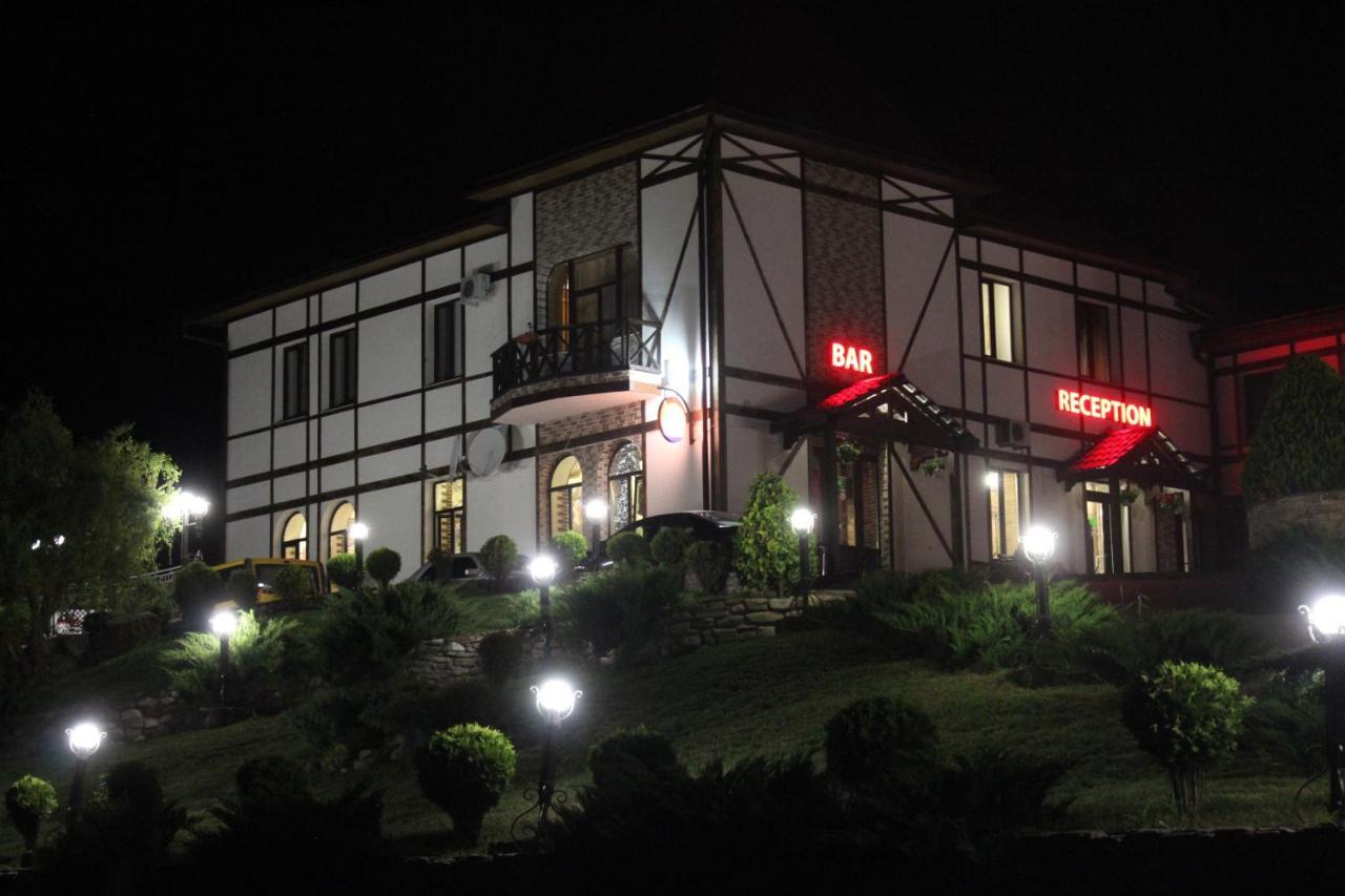 Mishyn-City Hotel Dobrovlyany Dış mekan fotoğraf
