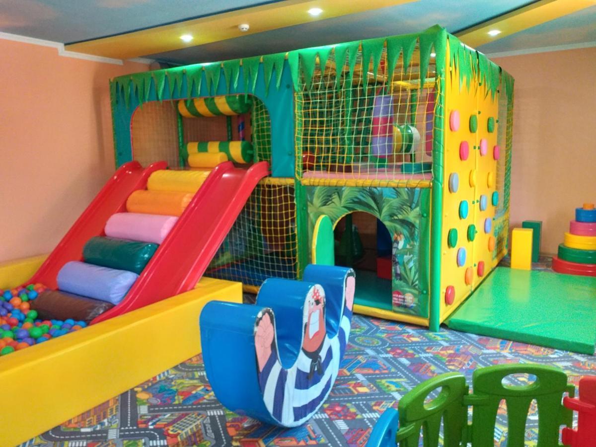 Mishyn-City Hotel Dobrovlyany Dış mekan fotoğraf