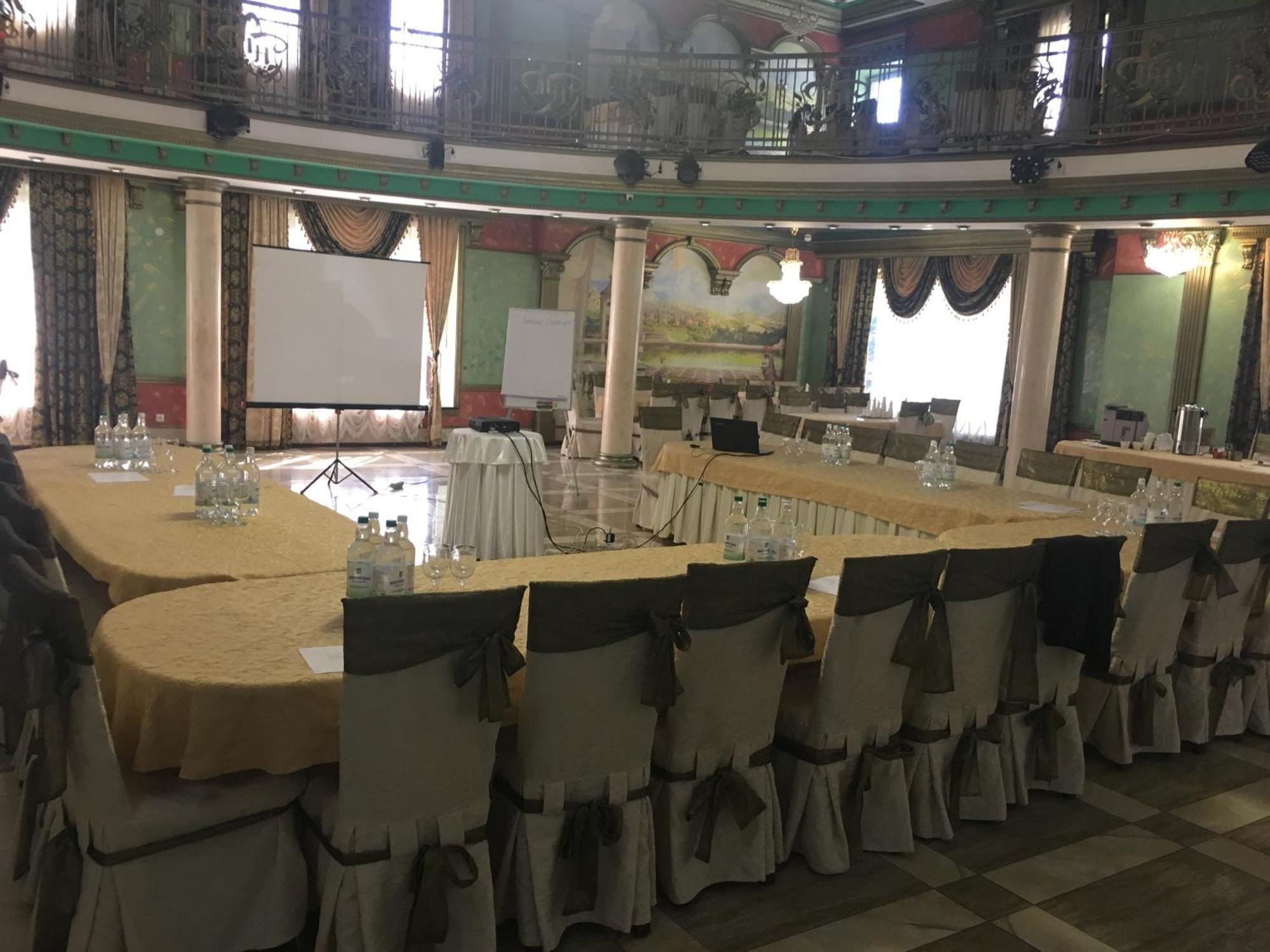 Mishyn-City Hotel Dobrovlyany Dış mekan fotoğraf