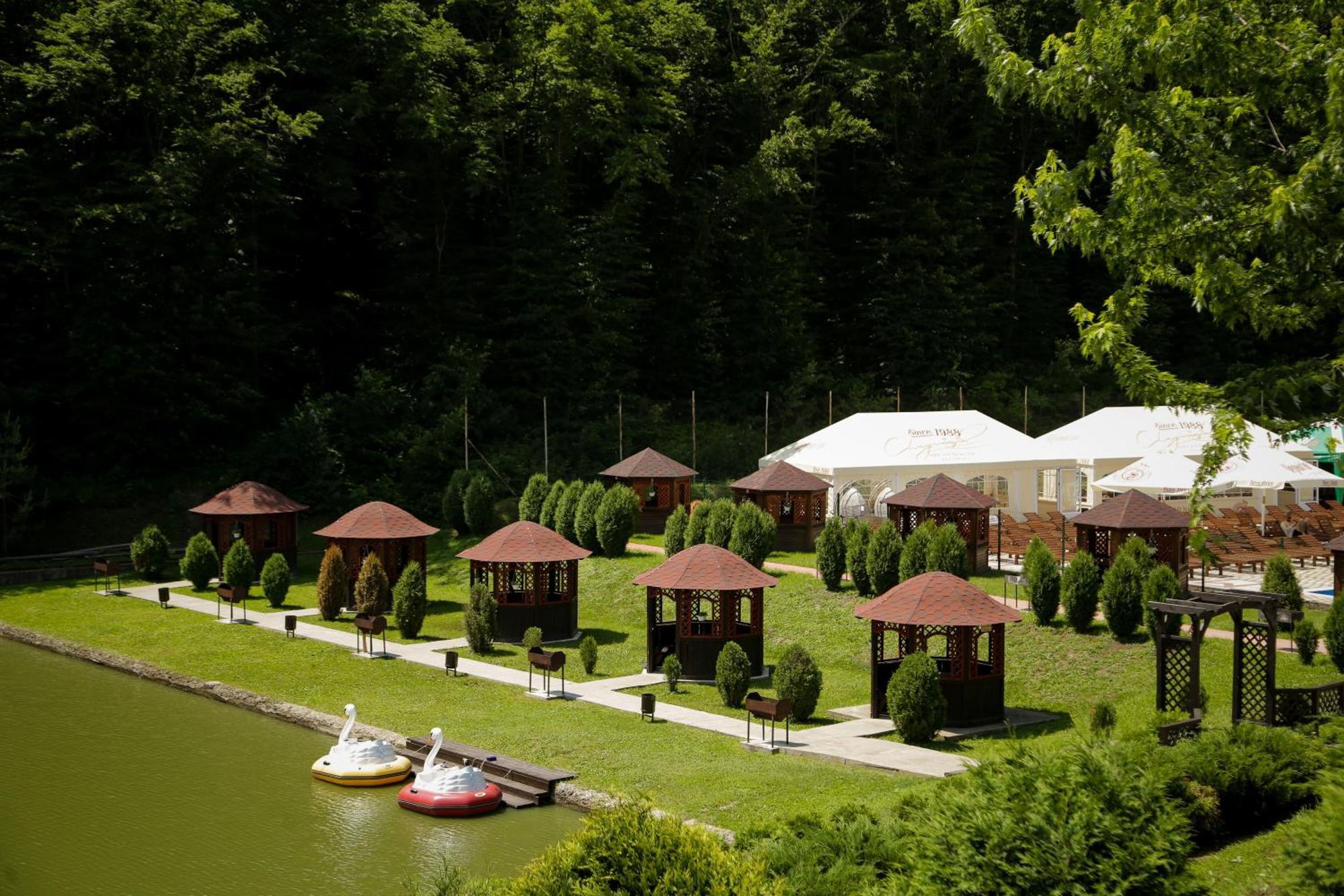 Mishyn-City Hotel Dobrovlyany Dış mekan fotoğraf